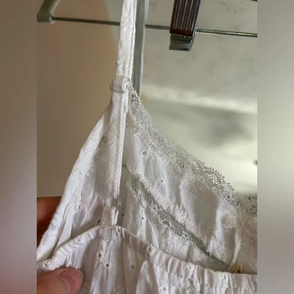 Vintage white eyelet babydoll top - Picture 3 of 5